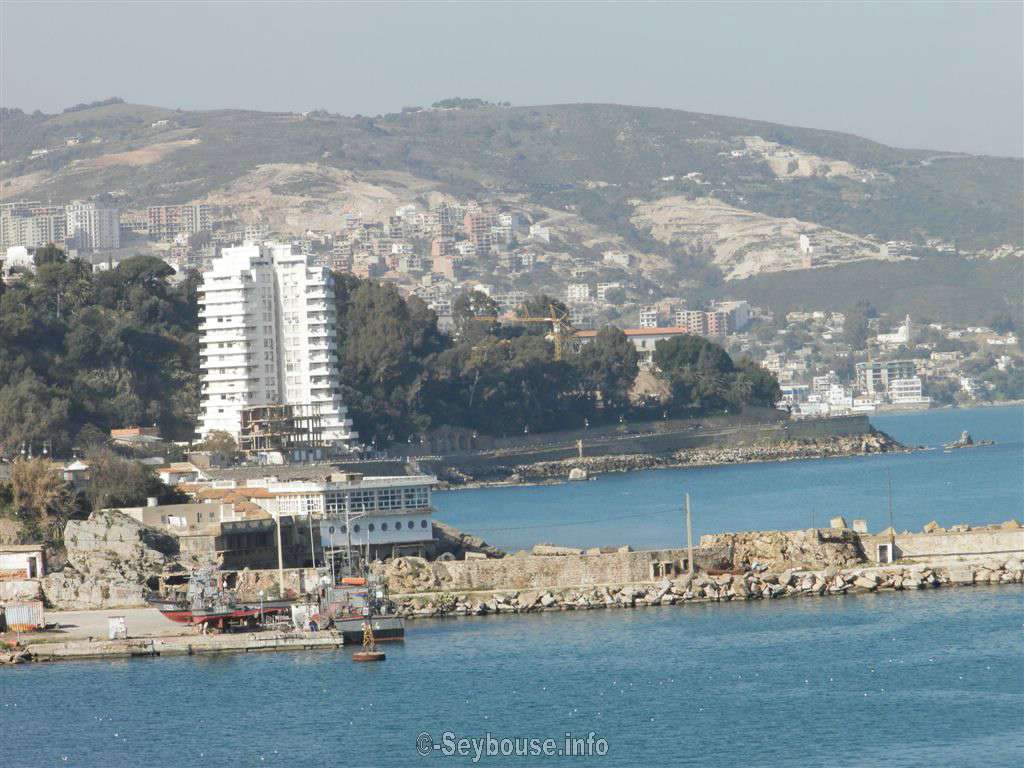 Photo M. Roland Bussola